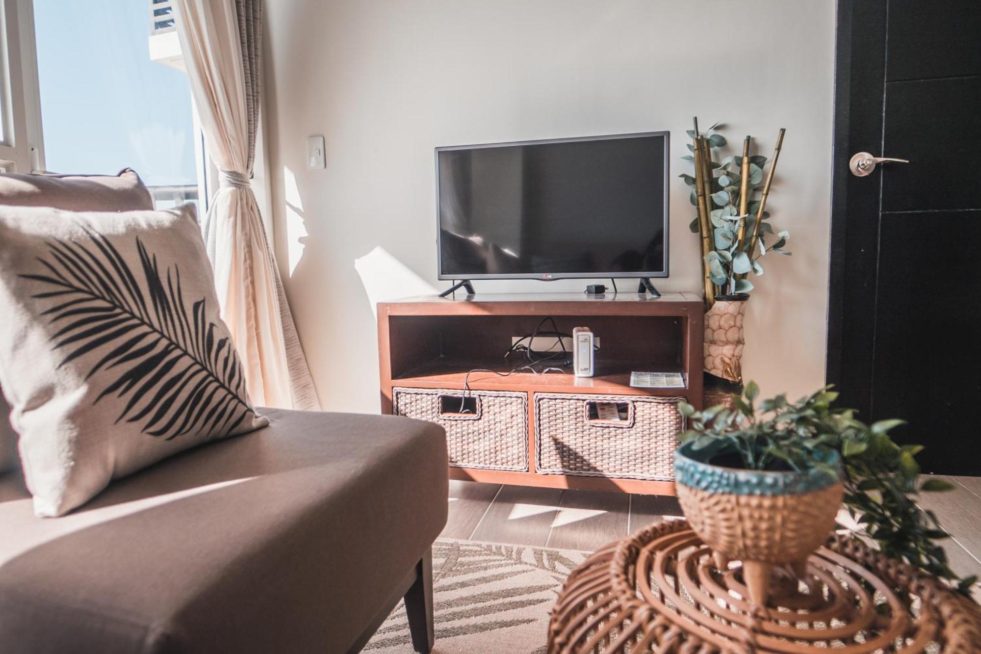Modern Tropical Luxe Apartment - Boracay Newcoast Yapak 外观 照片